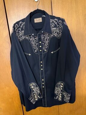 Scully Black Shirt with Cream Western Embroidery